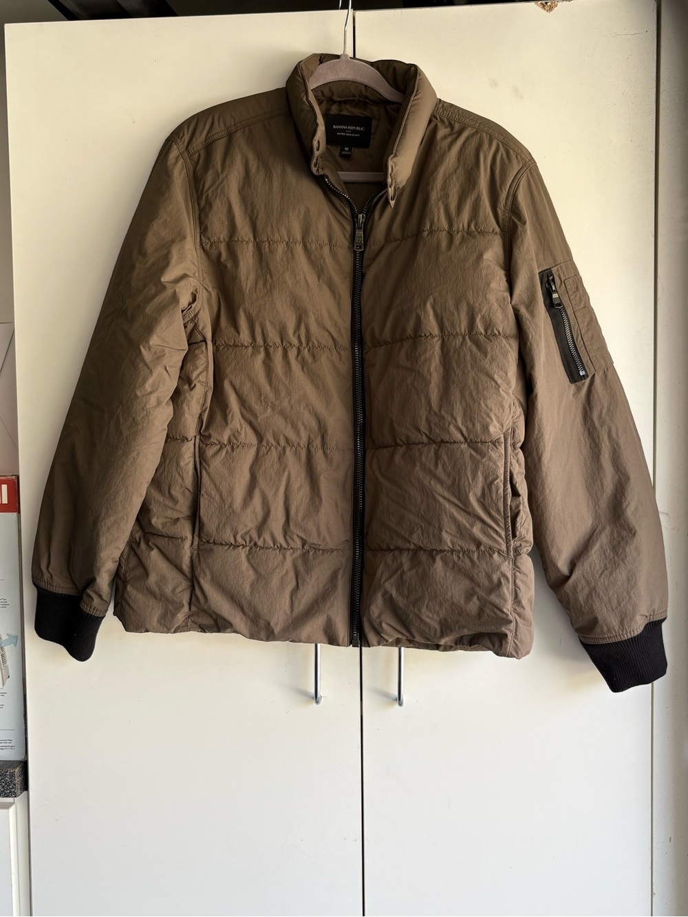 Men’s Banana Republic Brown Quilted Puffer Jacket, Sz. M